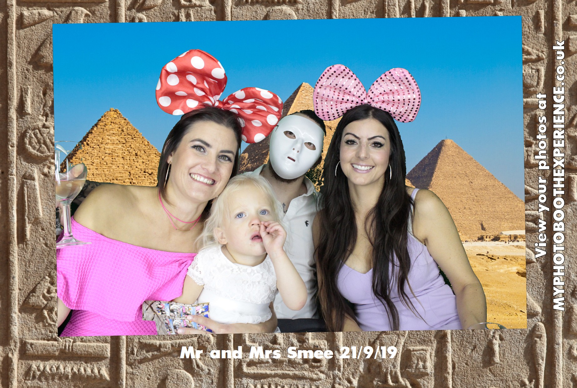Katie and Jons Wedding | View more photos from the event at gallery.myphotoboothexperience.co.uk/u/MyPhotoBoothExperienceLtd/Katie-and-Jons-Wedding
